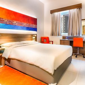 Standard Zimmer mit Kingsize-Bett